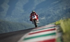 总决赛最新形势：切尔西高居榜首，皇家马德里强势追赶，冠军归属成迷